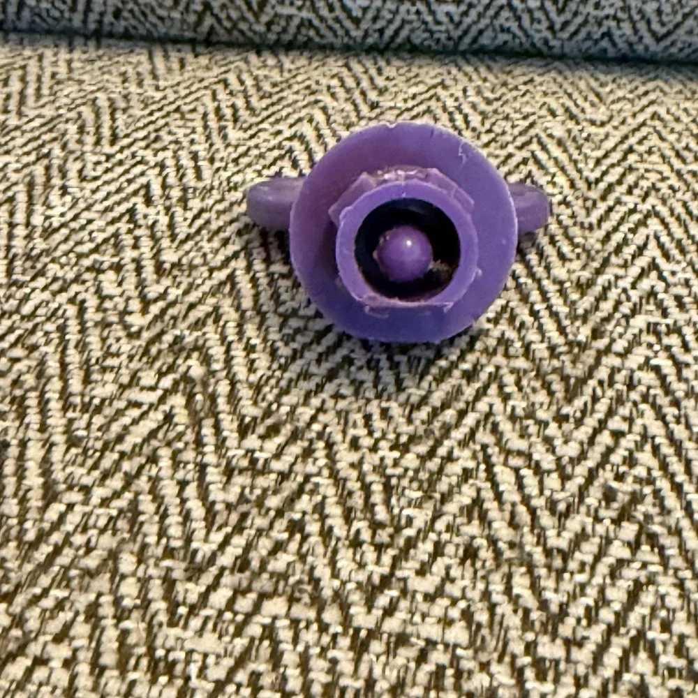Little Tikes Cozy Coupe Car Replacement‎ part Purple Key